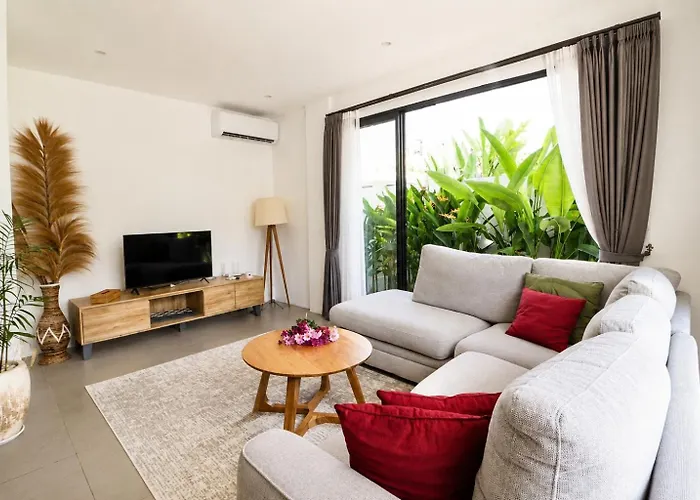 別荘 Private - Pool - 2br - 5 Min Kedungu