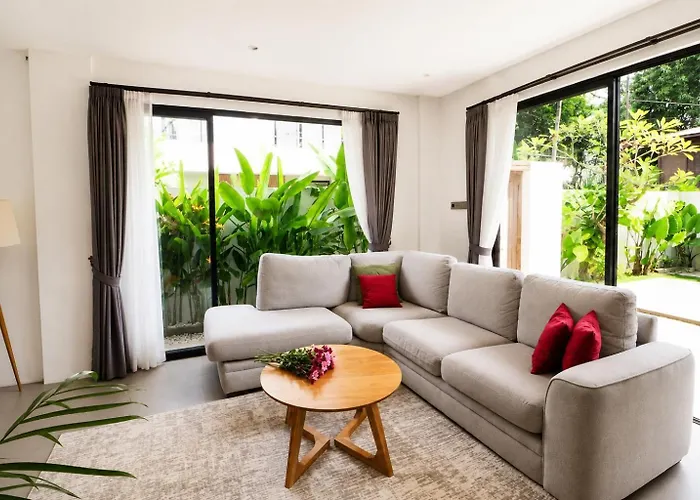 別荘 Private - Pool - 2br - 5 Min Kedungu タナロット
